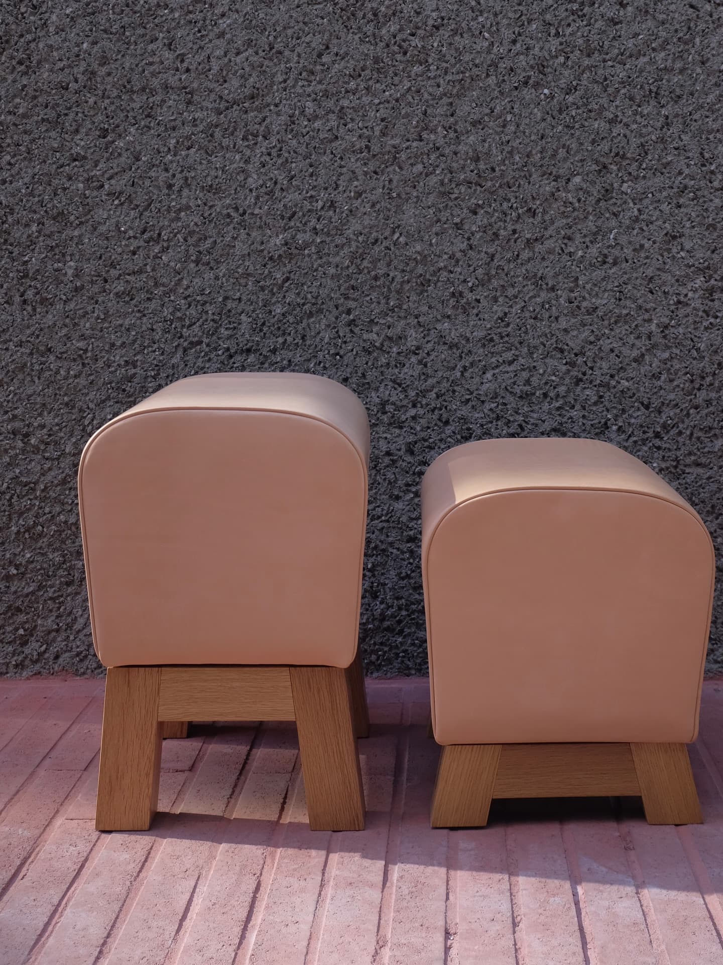 〈에임빌라의 시선, STOOL〉 - 이미지 2