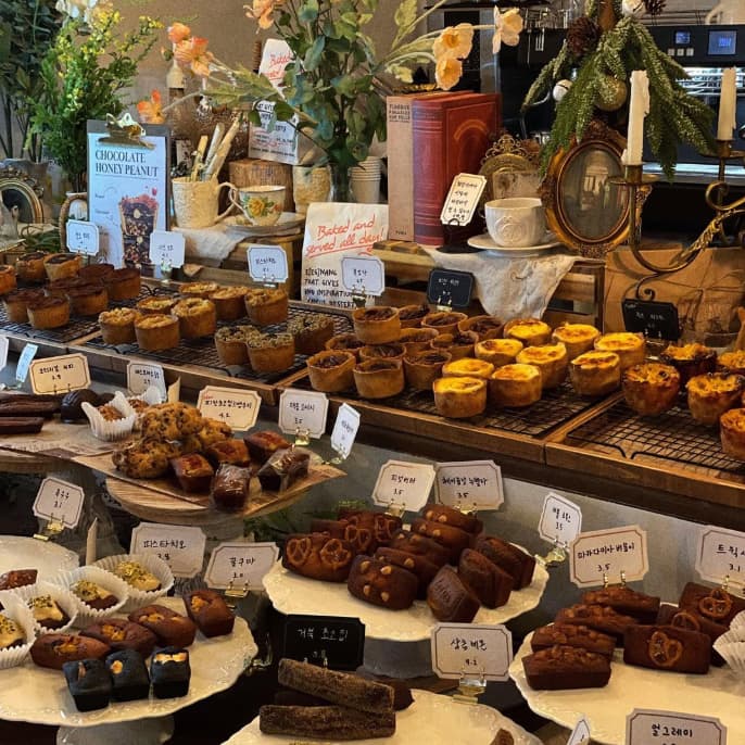 2025 SEOUL DESIGN SPOT : 에낭 성수점 - 이미지 1