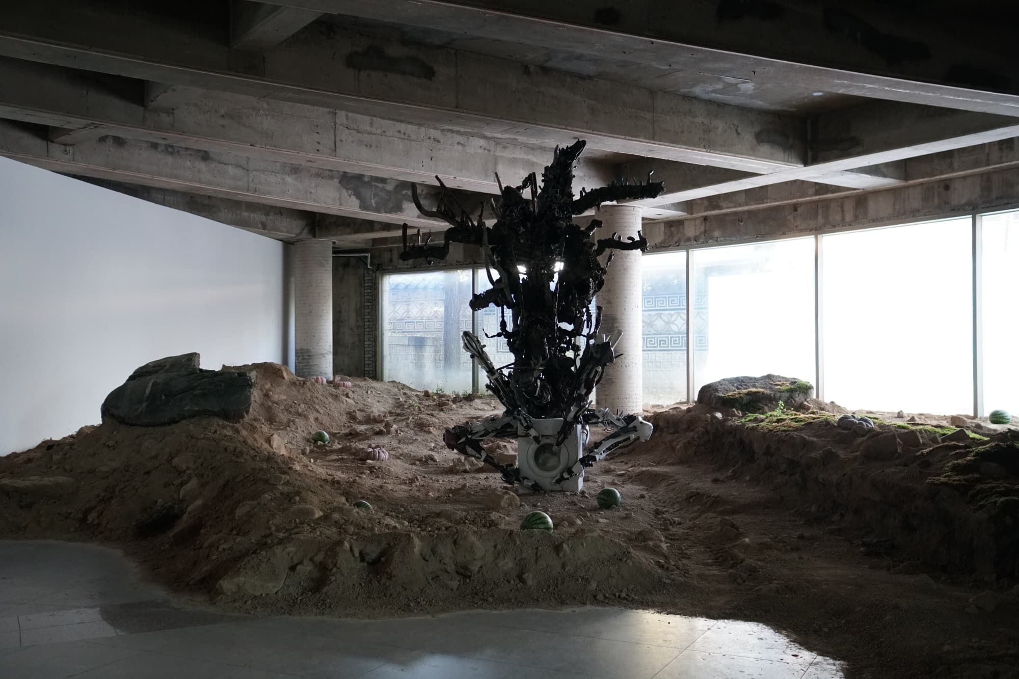 아드리안 비야르 로하스: 적군의 언어 - 이미지 2